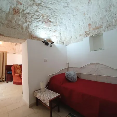 Trulli Belvedere 住宿加早餐酒店 普蒂尼亚诺