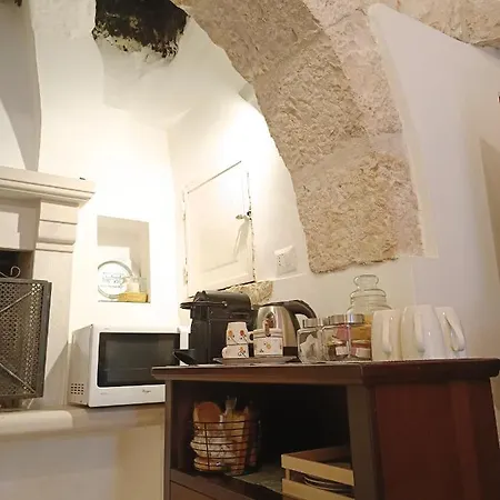 Trulli Belvedere Bed & Breakfast 3*